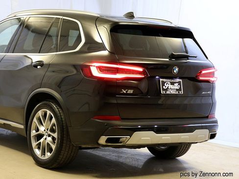 Used 2022 BMW X5 xDrive40i w/ Premium Package image 8