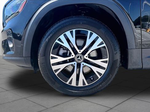 Certified 2024 Mercedes-Benz GLB 250 image 11