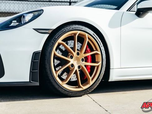 Used 2020 Porsche 718 Cayman GT4 image 47