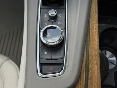 Used 2023 Cadillac Escalade Sport Platinum w/ LPO, Floor Liner Package AWD/4WD image 24
