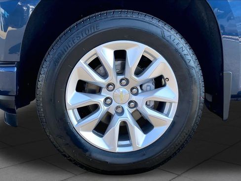 Used 2021 Chevrolet Silverado 1500 Custom RWD image 11