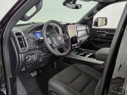 New 2026 RAM 1500 4x4 Crew Cab image 10