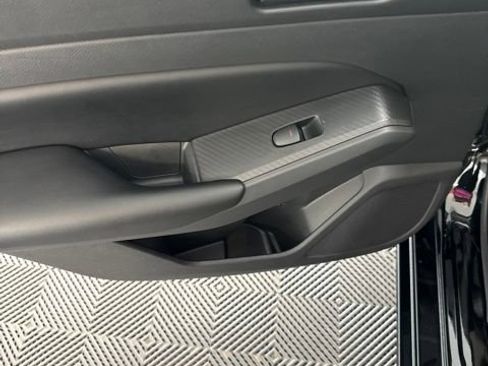 Certified 2025 Nissan Altima 2.5 S FWD image 19