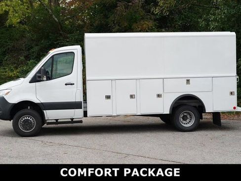 Used 2023 Mercedes-Benz Sprinter 3500 image 8