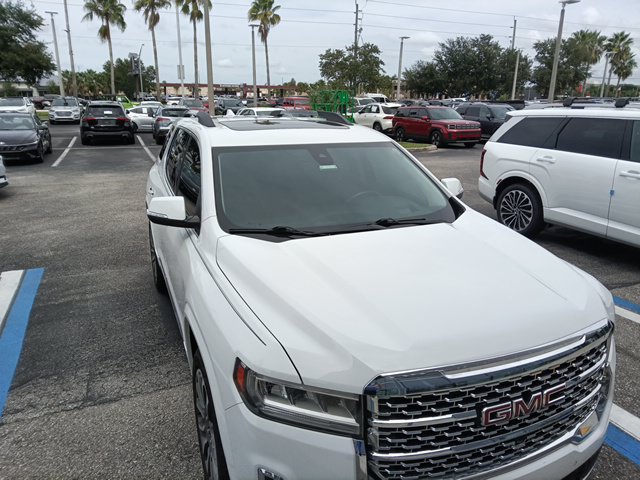 Used 2021 GMC Acadia Denali w/ Denali Ultimate Package AWD/4WD image 5