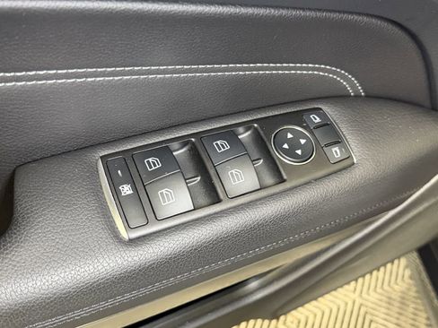 Used 2014 Mercedes-Benz E 350 Coupe image 32