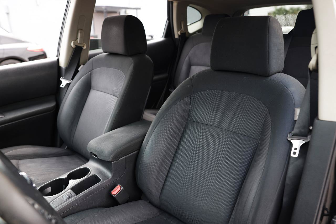 Used 2013 Nissan Rogue S w/ Special Edition Pkg AWD/4WD image 6