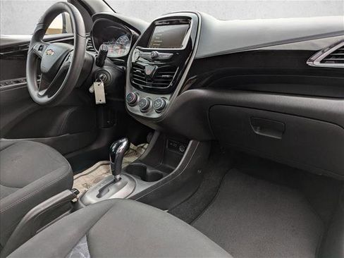 Used 2021 Chevrolet Spark LT image 19
