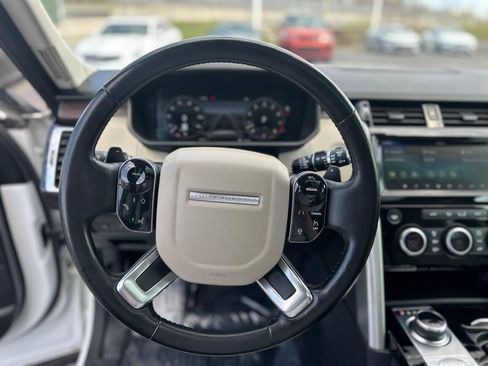 Used 2020 Land Rover Discovery HSE AWD/4WD image 24