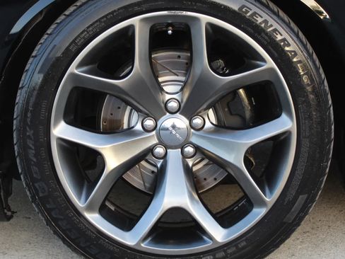 Used 2015 Dodge Challenger R/T Plus image 9