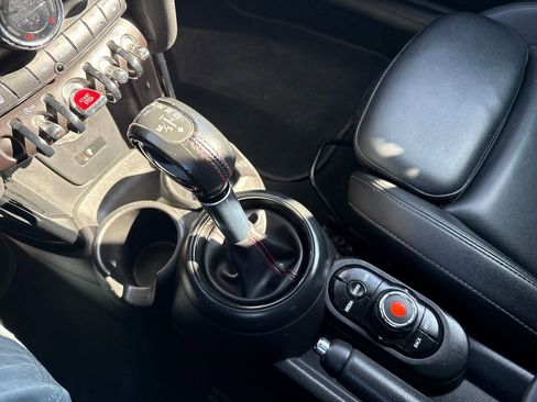 Used 2019 MINI Cooper S w/ Signature Upholstery Package image 25