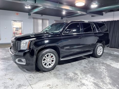 Used 2016 GMC Yukon SLE w/ Convenience Package image 4