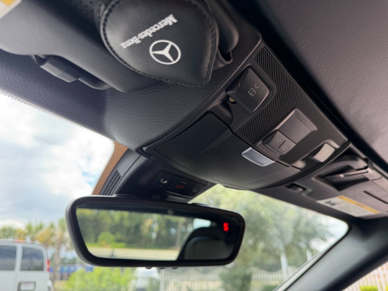 Used 2014 Mercedes-Benz SLK 250 image 21