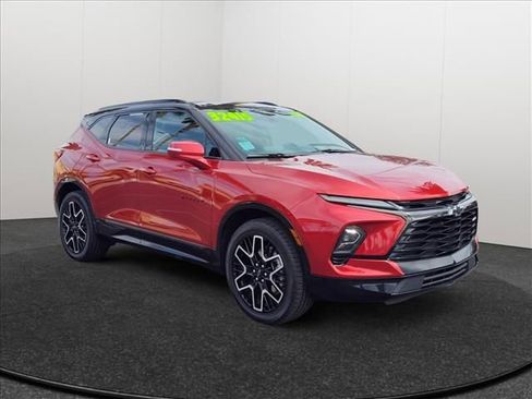 Certified 2023 Chevrolet Blazer RS w/ Enhanced Convenience Package image 5