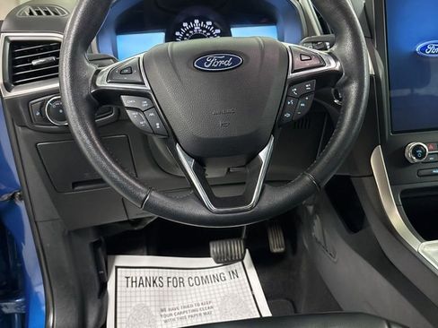 Used 2024 Ford Edge SEL AWD/4WD image 12