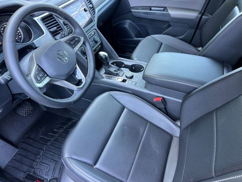 Used 2021 Volkswagen Atlas SE image 10