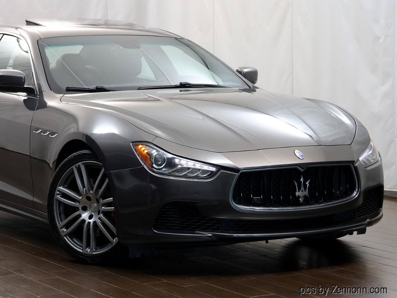 Used 2016 Maserati Ghibli S Q4 AWD/4WD image 2