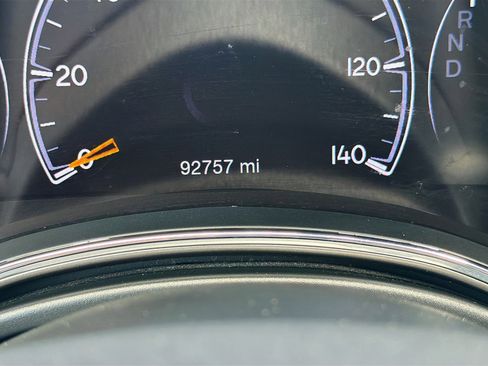 Used 2019 Jeep Grand Cherokee Limited X image 42