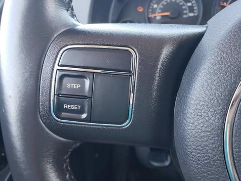 Used 2016 Jeep Patriot High Altitude AWD/4WD image 26