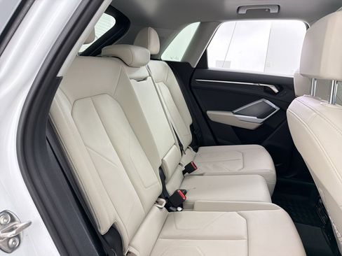 Certified 2025 Audi Q3 2.0T Premium w/ Convenience Package image 29