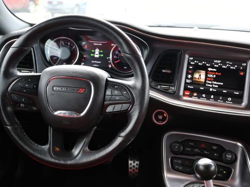 Used 2018 Dodge Challenger R/T Scat Pack RWD image 21