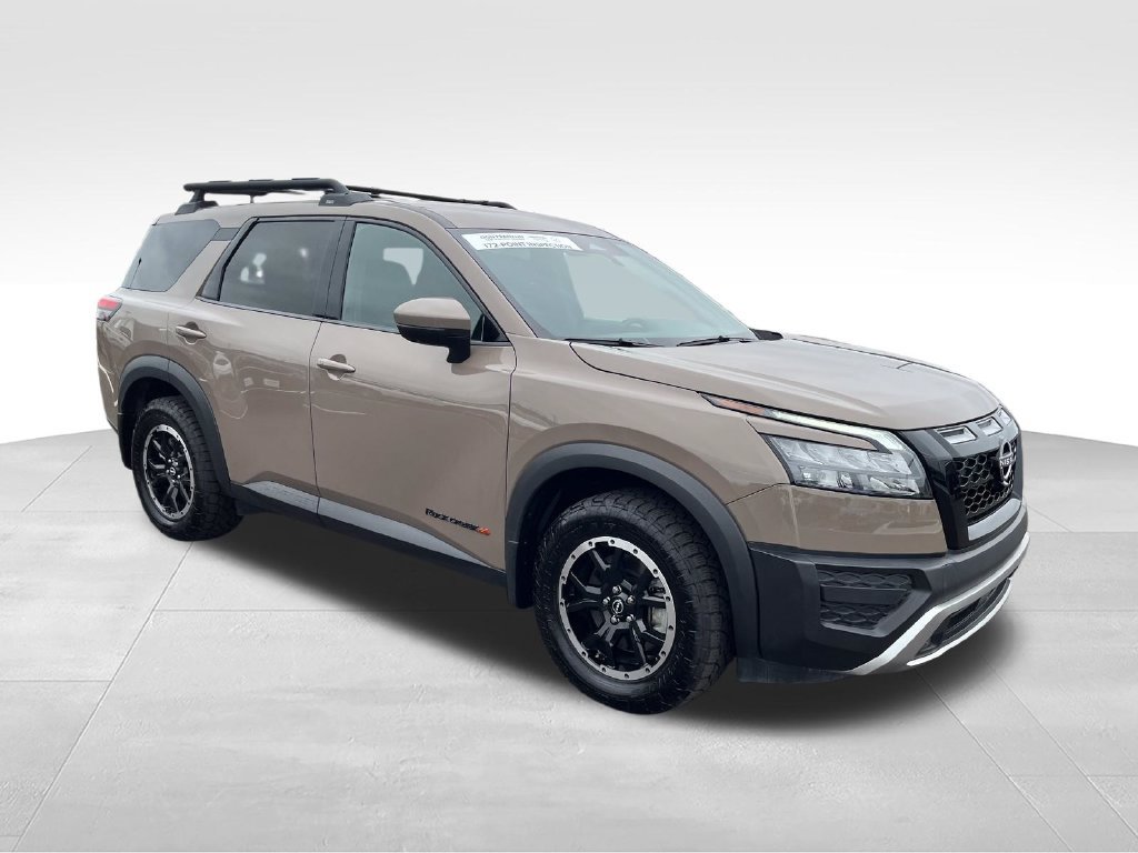 Used 2025 Nissan Pathfinder Rock Creek AWD/4WD image 7