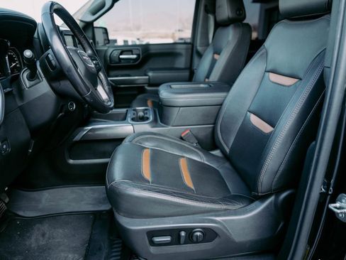 Used 2022 GMC Sierra 1500 AT4 w/ AT4 Premium Package image 15