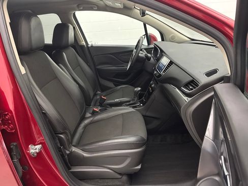 Used 2018 Buick Encore Preferred FWD image 35