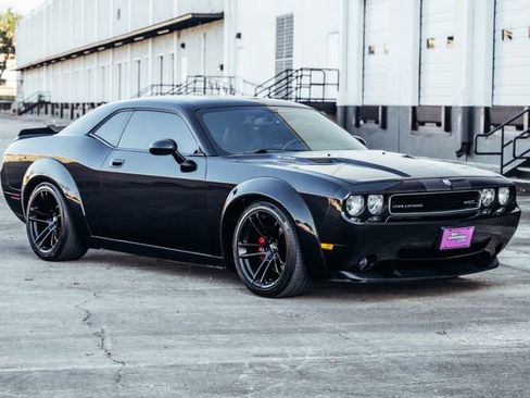 Used 2008 Dodge Challenger SRT8 image 5