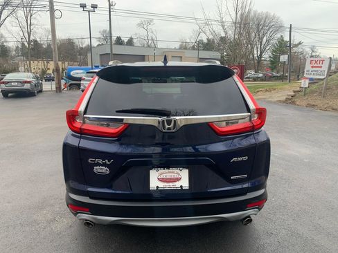 Used 2017 Honda CR-V Touring image 4