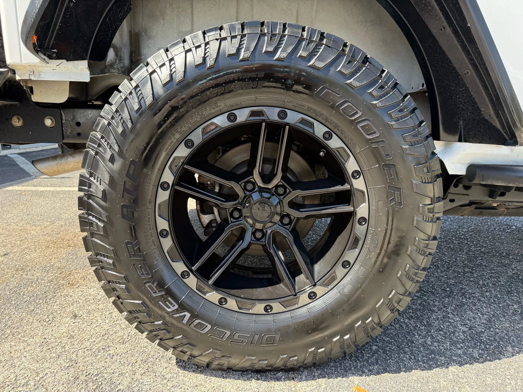 Used 2018 Jeep Wrangler Unlimited Sport S AWD/4WD image 56