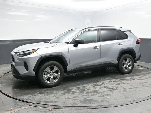 Used 2023 Toyota RAV4 LE image 3