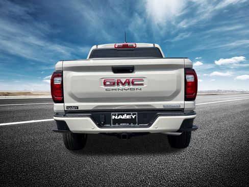 New 2026 GMC Canyon Elevation w/ Convenience Package image 30