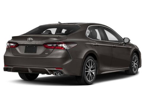 Used 2023 Toyota Camry SE FWD image 3