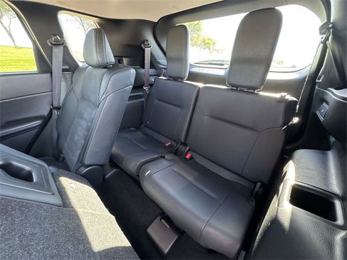 Used 2024 Mitsubishi Outlander SE Black Edition image 29