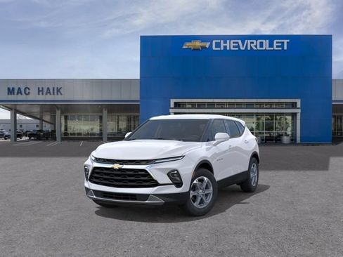 New 2026 Chevrolet Blazer LT FWD image 8
