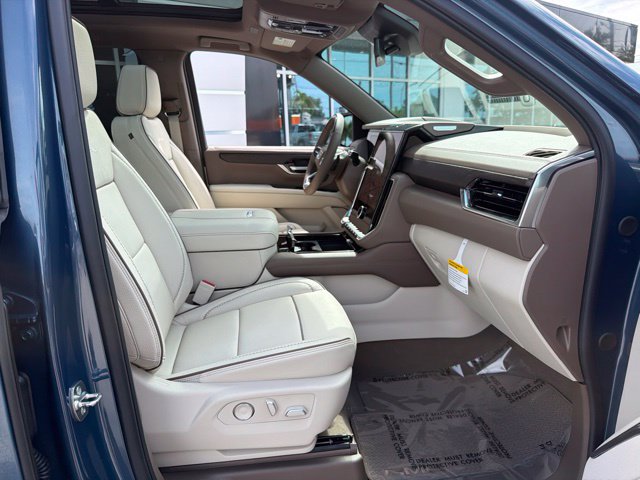 New 2027 GMC Yukon Denali w/ Sun & Power Step Package AWD/4WD image 23