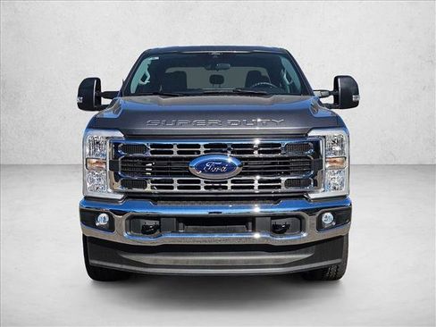 New 2026 Ford F250 XLT w/ FX4 Off-Road Package image 5