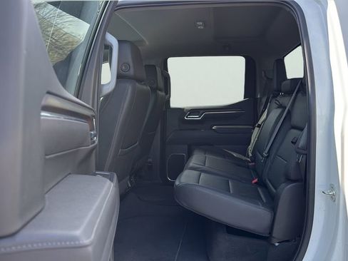 Used 2025 GMC Sierra 1500 SLT AWD/4WD image 20