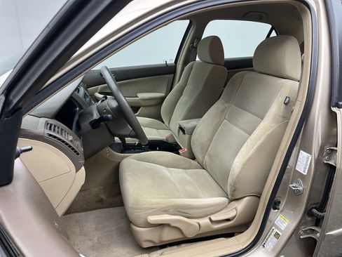 Used 2007 Honda Accord VP image 8