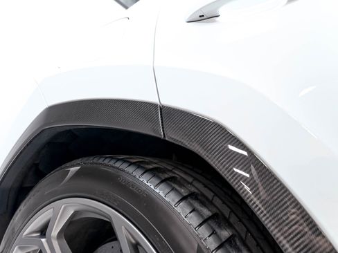 Used 2020 Lamborghini Urus AWD/4WD image 67