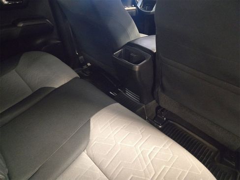 Used 2021 Toyota Tacoma TRD Sport w/ Technology Package image 11