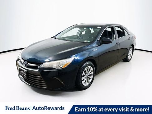 Used 2016 Toyota Camry LE FWD image 3