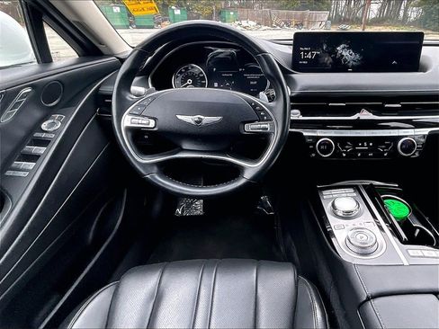 Used 2023 Genesis G80 2.5T image 11