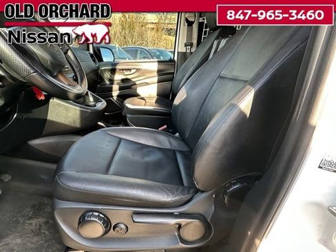 Used 2021 Mercedes-Benz Metris w/ Premium Safety Package image 9