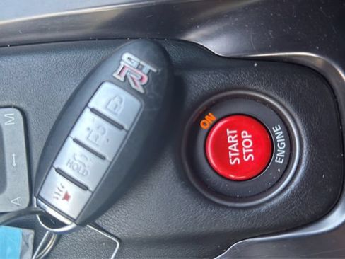 Used 2013 Nissan GT-R Black Edition AWD/4WD image 26