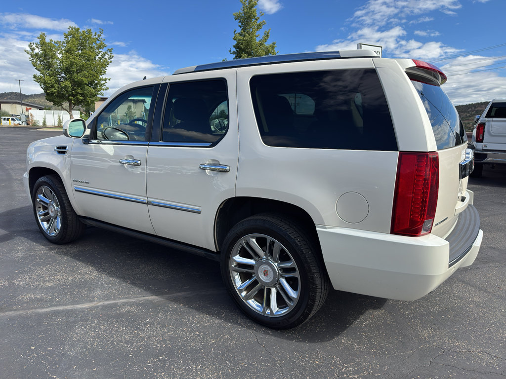 Used 2013 Cadillac Escalade Platinum AWD/4WD image 5