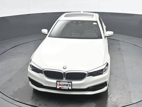 Used 2019 BMW 530e xDrive w/ Convenience Package AWD/4WD image 37