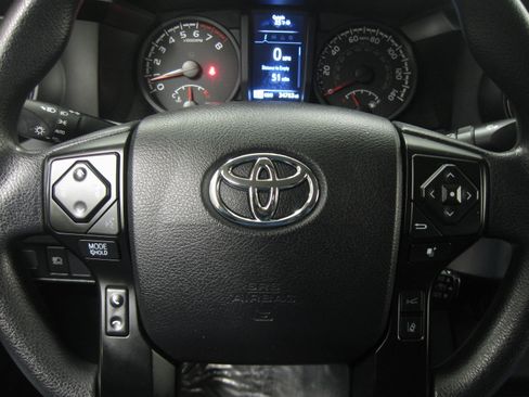 Used 2022 Toyota Tacoma SR w/ SX Package image 13