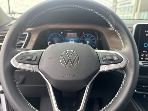 New 2026 Volkswagen Atlas SE image 18